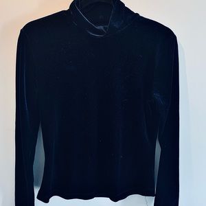 ICÕNE Velvety Long Sleeve